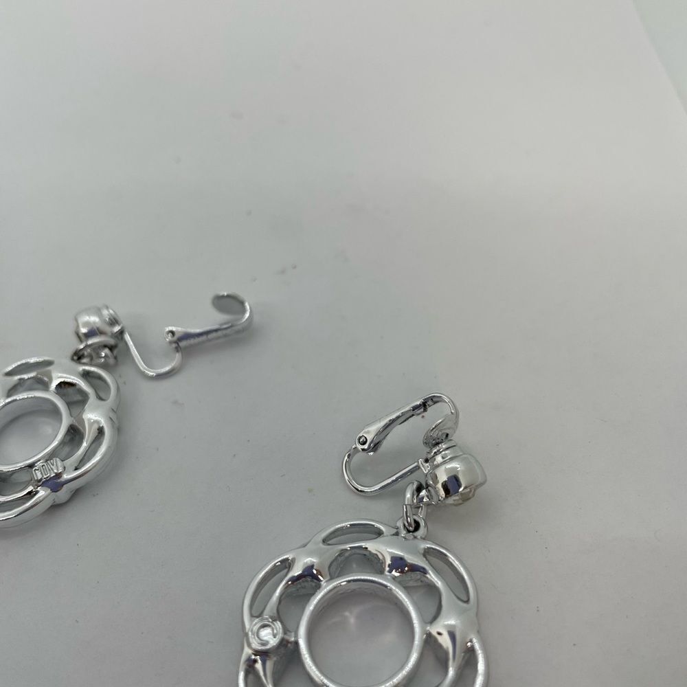 Vintage Sarah Coventry Dangling Drop Rhinestone Clip Earrings - Picture 8 of 13